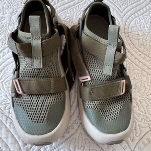 Teva women’s Olive and Beige water/hiking shoes